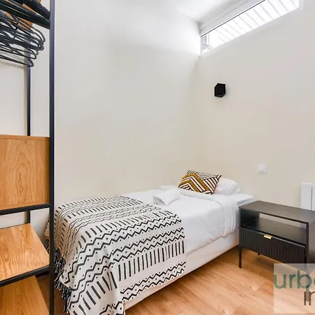 Urban Flat 159 - Charming 3bdr Flat In Appartamento